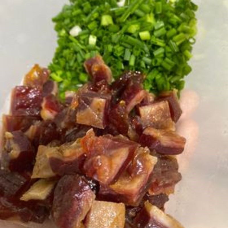 Step 1 Prepare the ingredients for Duck Sausage Fried Rice