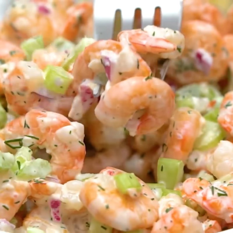 Step 5 Finished product of shrimp celery salad with mayonnaise sauce
