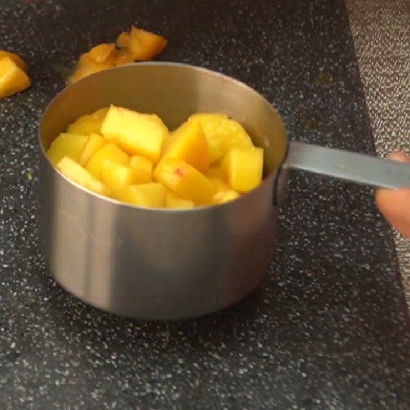 Step 1 Prepare the Peaches Fresh Peach Juice