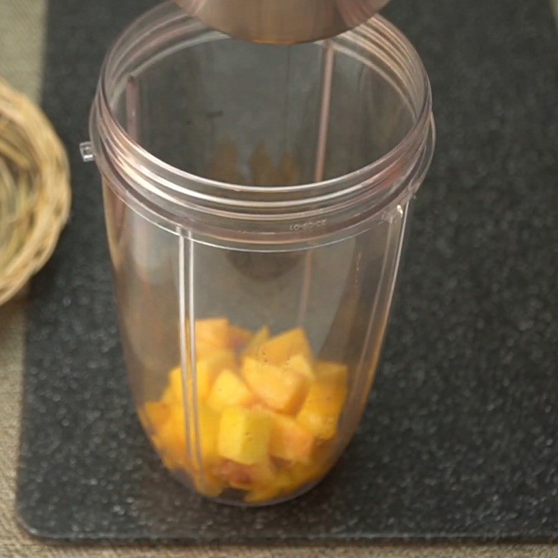 Step 2 Marinate and Blend the Peaches Fresh Peach Juice