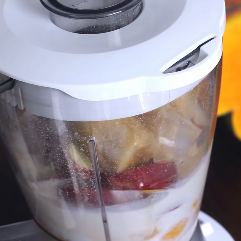 Step 2 Blend the Pumpkin Banana Smoothie