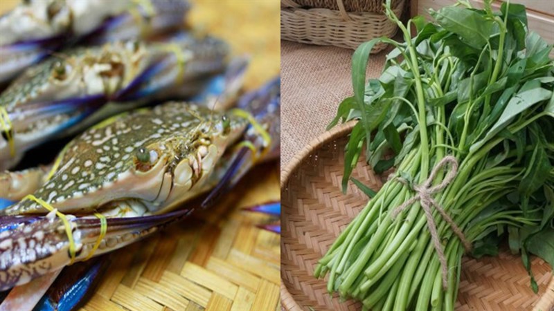 Ingredients for the dish of crab soup with water spinach