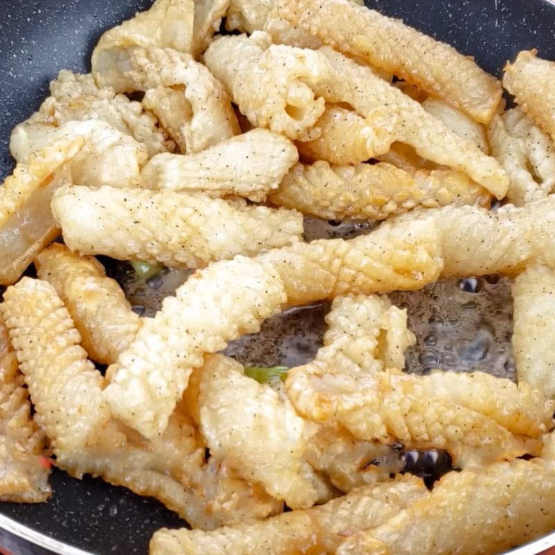 Step 5 Squid with sauce Crispy fried squid with fish sauce using an air fryer
