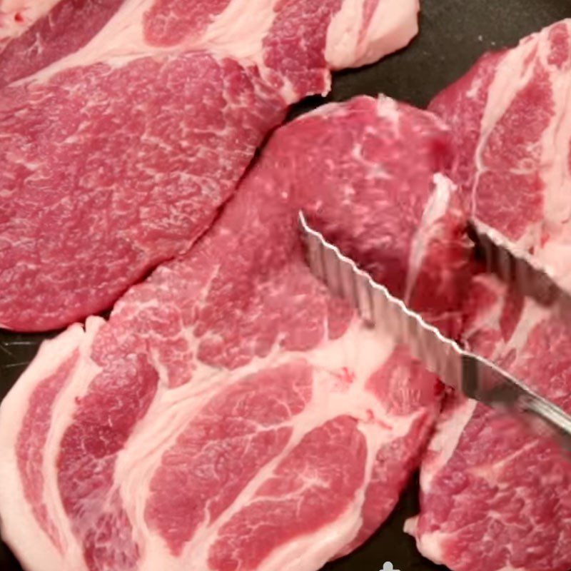 Step 2 Sear the beef for Kimchi Fried Rice with Beef