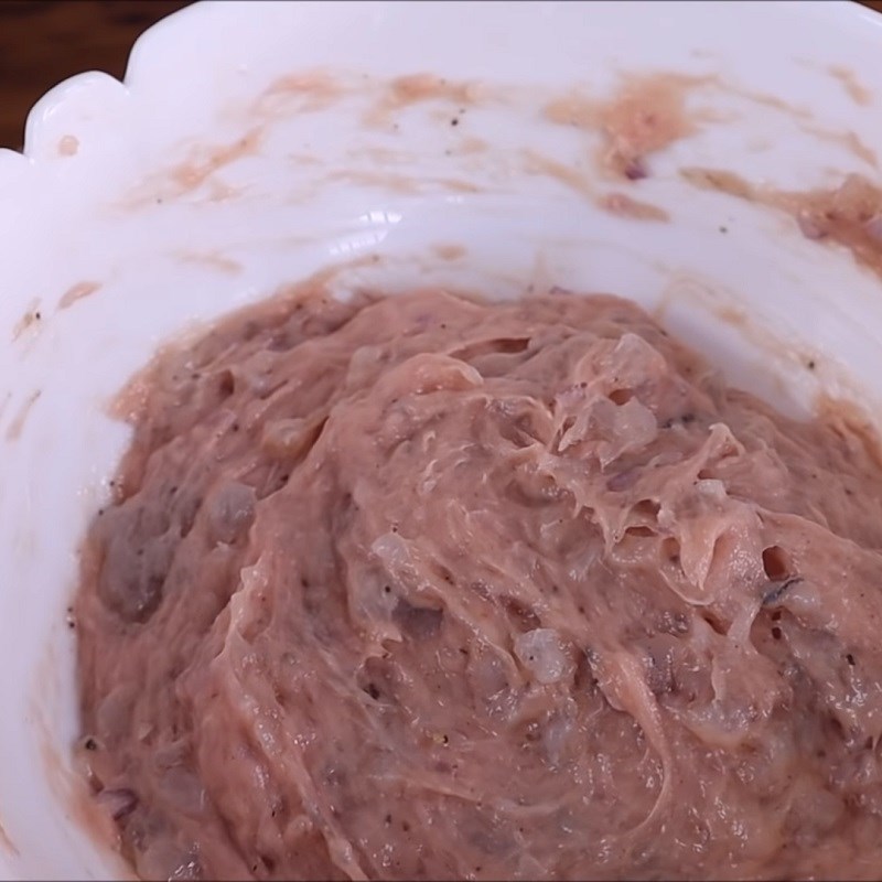 Step 5 Making shrimp and pork cake for shrimp cake with quail eggs