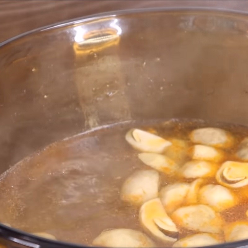 Step 7 Cooking the broth for Freshwater Shrimp and Quail Egg Cake