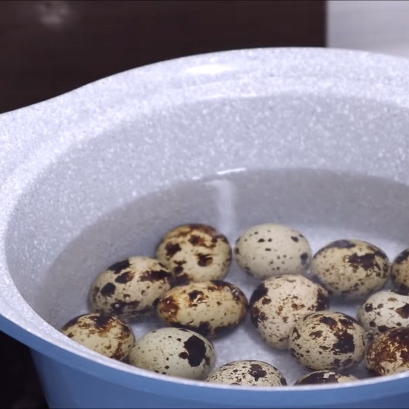 Step 3 Boil quail eggs Shrimp cake with quail eggs