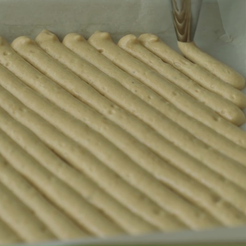 Step 3 Pipe the batter, pour into the mold and bake Tiramisu Dalgona candy