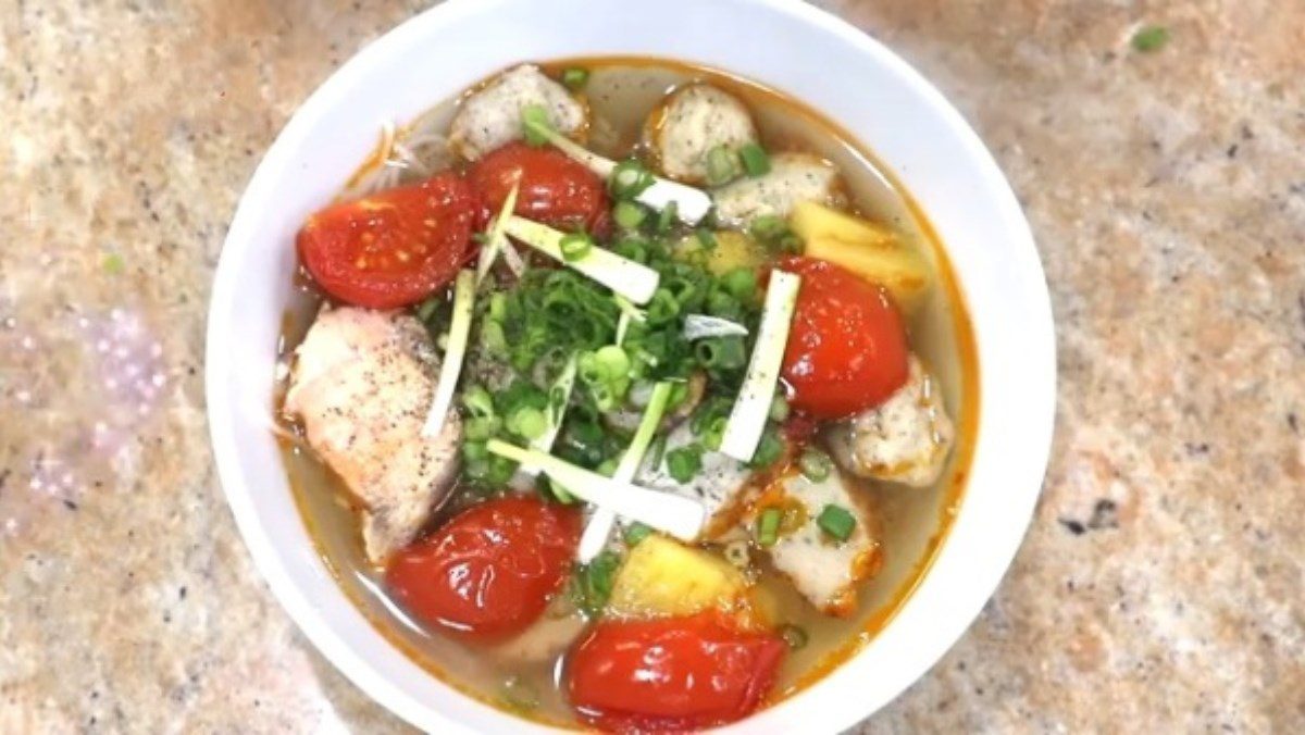 Salmon Fish Cake Noodles