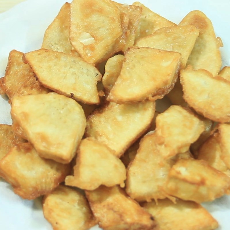 Step 3 Fried sake coated in flour Cheese shaken sake