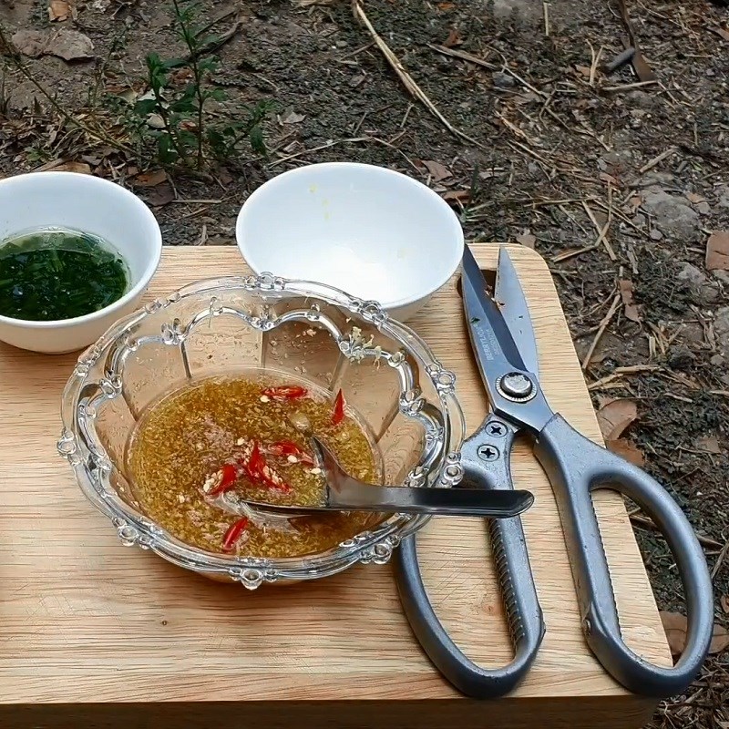 Step 3 Prepare ginger fish sauce Grilled catfish with scallion oil