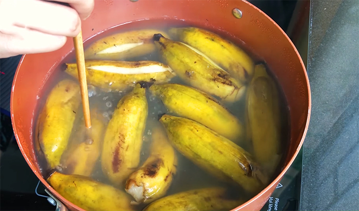 Step 1 Prepare the Ingredients for Fried Banana with Coconut