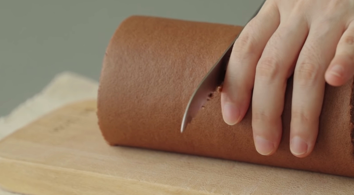 Step 7 Rolling the cake Chocolate roll cake