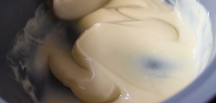 Step 4 Cooking the filling mixture Fried yogurt cake