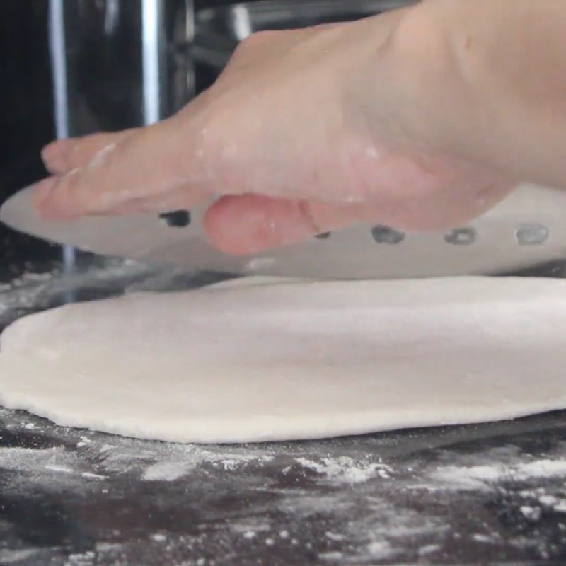 Step 6 Rolling dough and shaping Nghệ An Pork Bone Soup