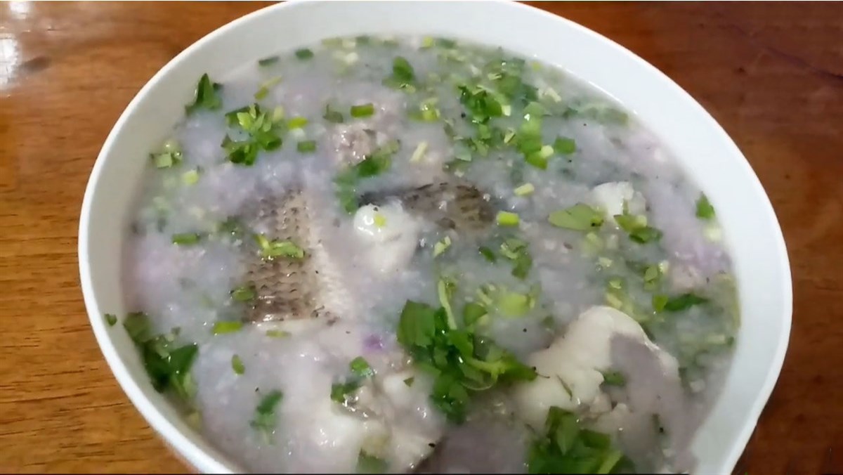 2 ways to cook delicious and easy taro soup with snakehead fish and climbing perch 12 Taro soup cooked with minced snakehead fish