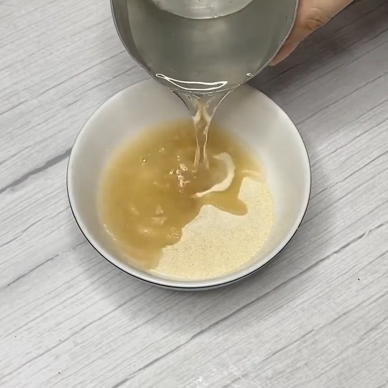 Step 1 Soak agar powder and activate gelatin Cheese Khúc Bạch Dessert