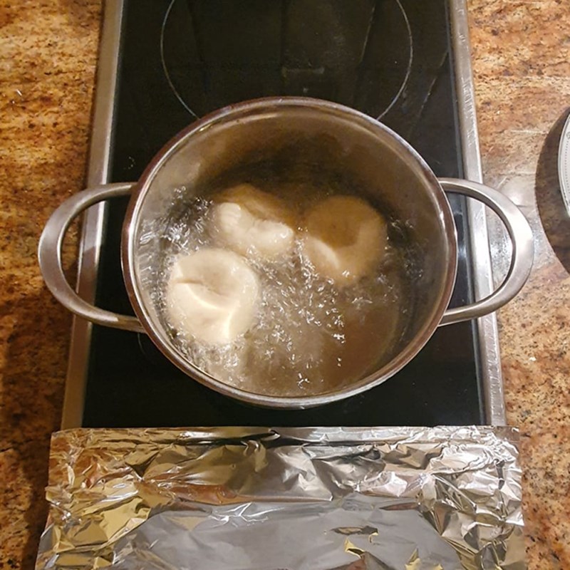 Step 3 Frying the buns Fried vegetarian buns (recipe shared by user)