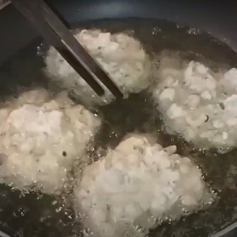 Step 3 Fry the clam cakes Fried Clam Cake