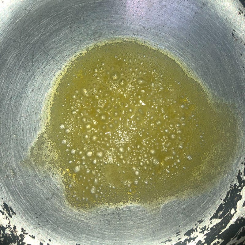 Step 3 Fry the chicken thighs Garlic Butter Fried Chicken Thigh