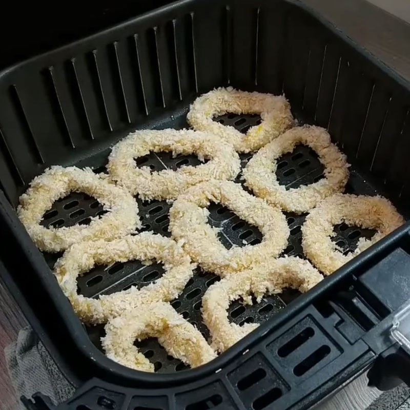 Step 4 Fry the squid Deep-fried squid using an air fryer