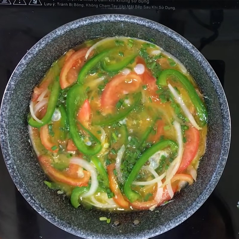 Step 3 Frying Eggs Vegetable Omelette