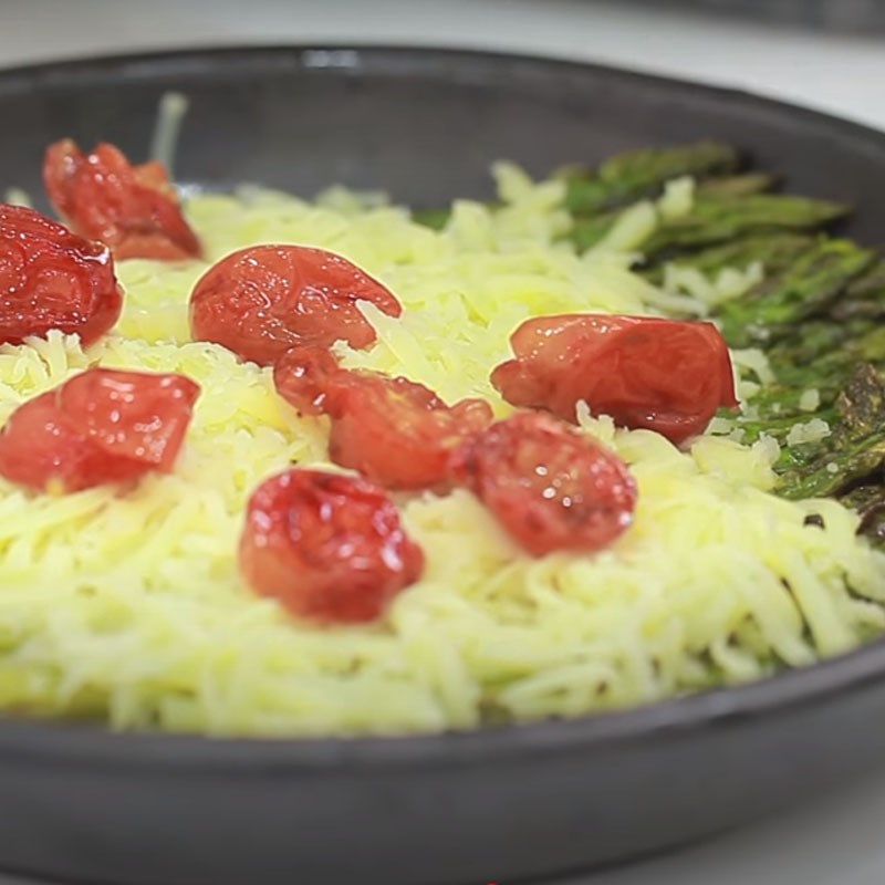 Step 3 Add cheese on top Grilled asparagus with cheese
