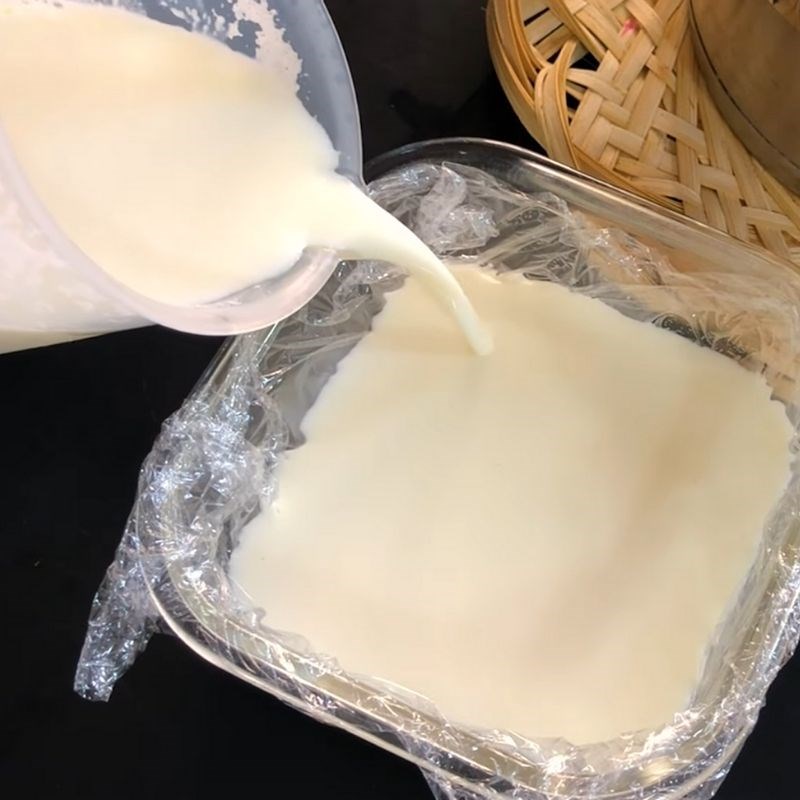 Step 3 Put in the container, let it ferment Jelly yogurt with gelatin powder