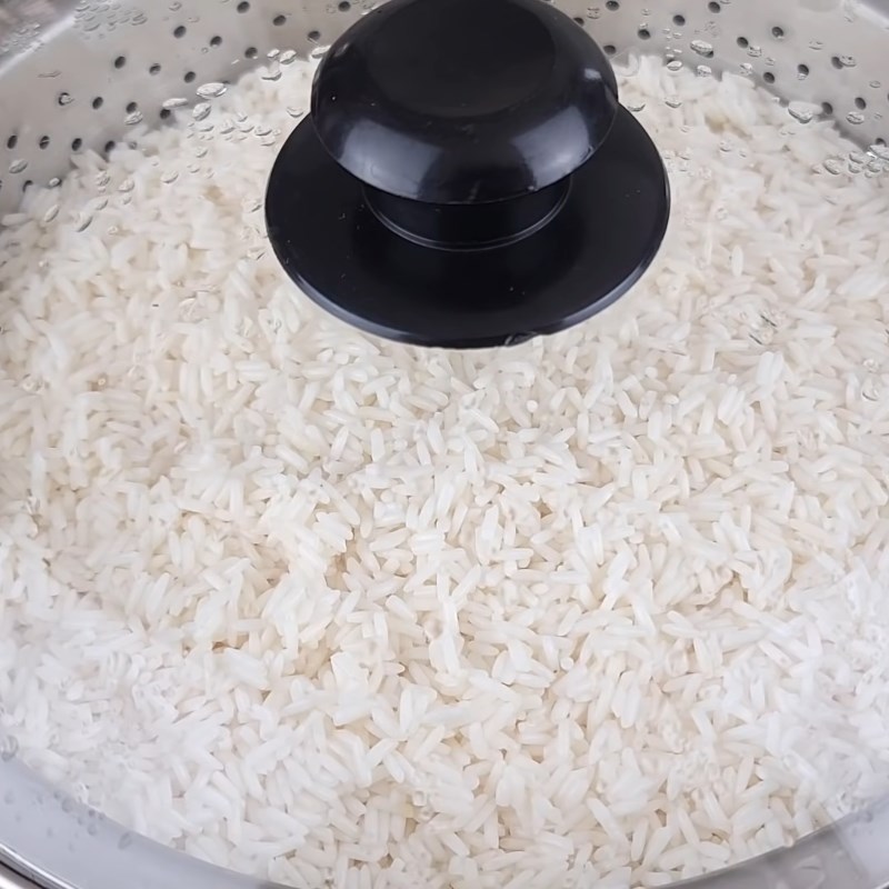 Step 1 Prepare the sticky rice and steam it Savory Sticky Rice with Pickled Radish