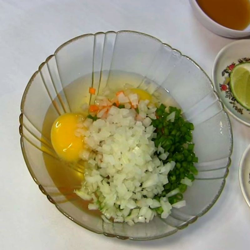 Step 1 Prepare the Ingredients for Heart-Shaped Carrot Rolled Eggs