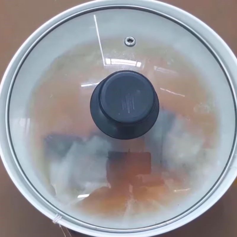 Step 1 Steep the tea Roasted Rice Milk Tea