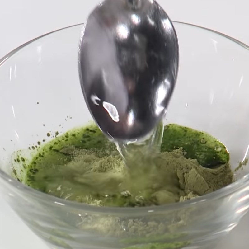 Step 1 Prepare the jelly for Roasted Rice Milk Tea with Matcha