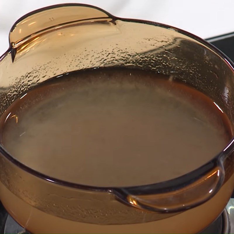 Step 1 Prepare the jelly for Roasted Rice Matcha Milk Tea