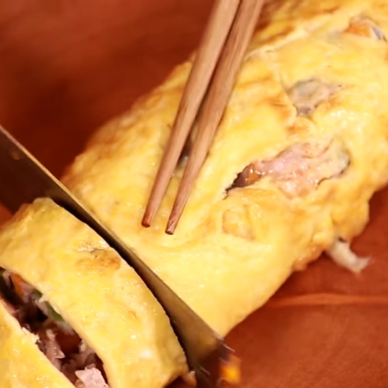 Step 5 Roll and steam eggs Colorful rolled eggs