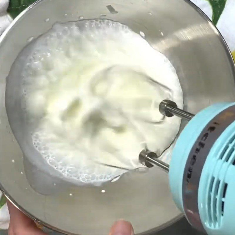 Step 3 Whipping Cream Whipping Yogurt Butter Cream