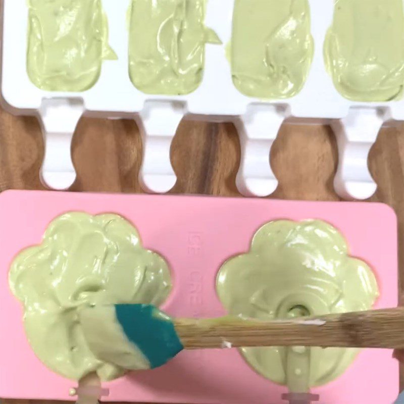 Step 5 Pouring into molds and freezing Yogurt Butter Ice Cream