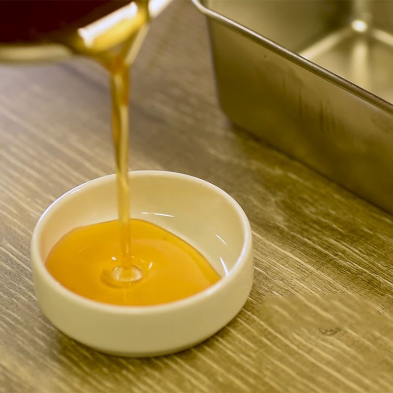 Step 3 Pouring Honey jelly