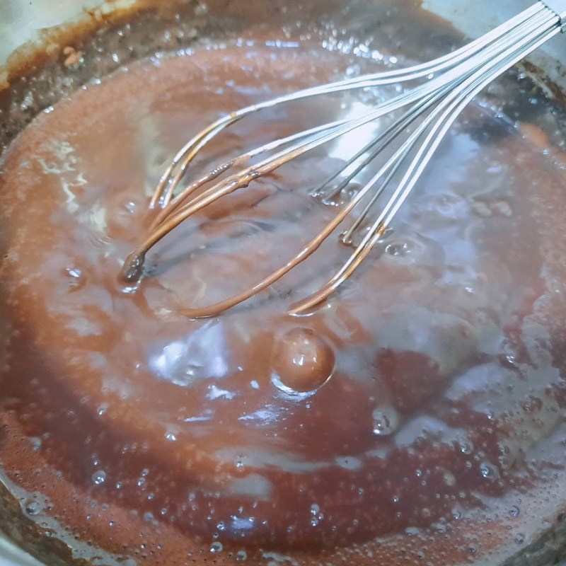 Step 2 Heat and Mix the Cream Chocolate Ice Cream