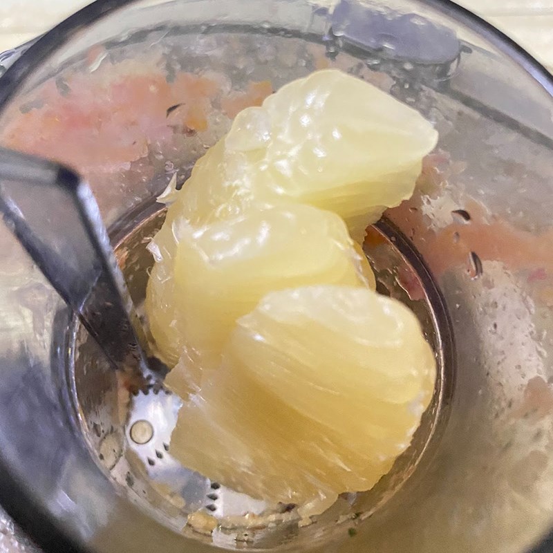 Step 2 Juice the Tomatoes and Grapefruit for Grapefruit Tomato Juice