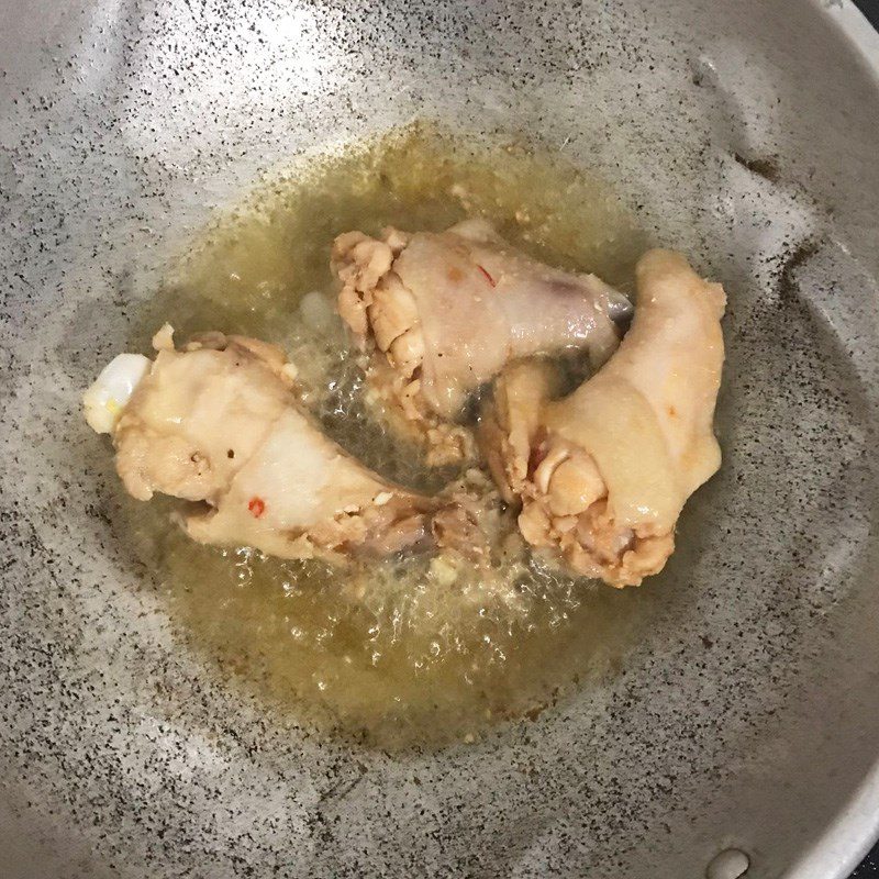 Step 2 Frying Chicken Spicy Salt Fried Chicken