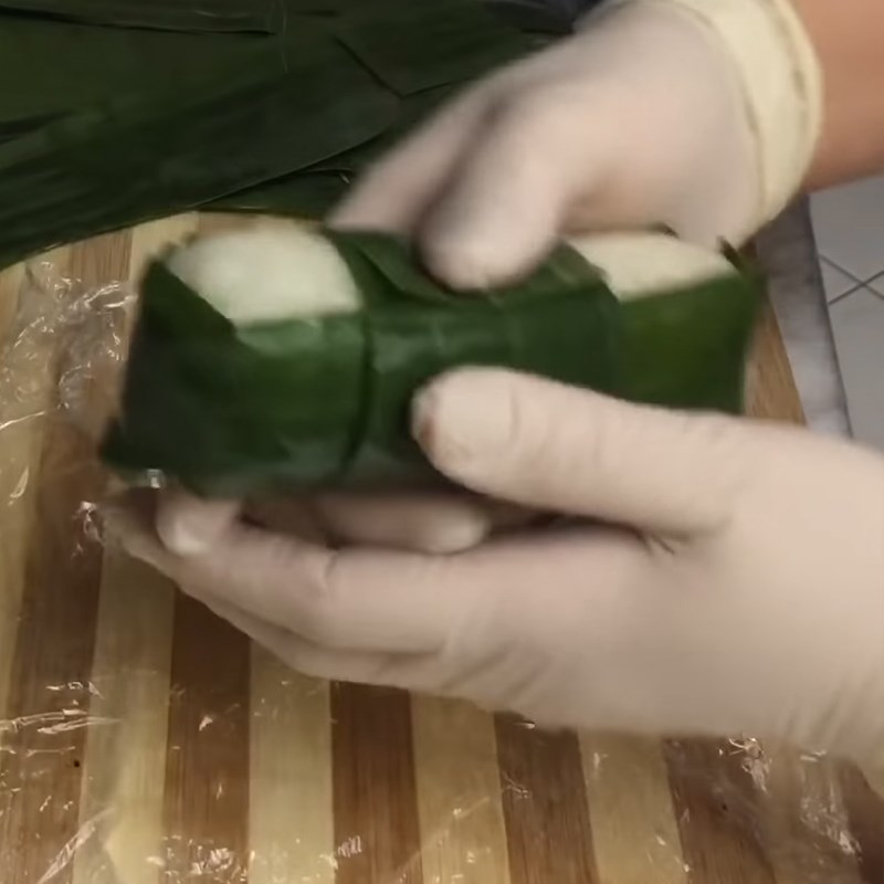 Step 4 Banana Wrapping Grilled Sticky Rice Banana
