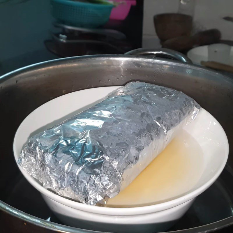 Step 4 Wrap and grill the snail paste