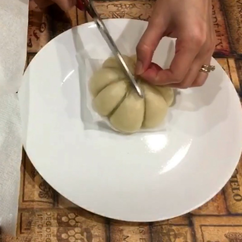 Step 7 Steaming the buns Red bean vegan buns