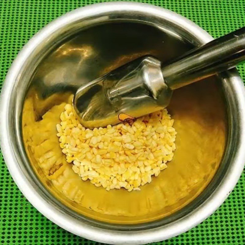 Step 2 Steam mung beans, mash Mung bean cake