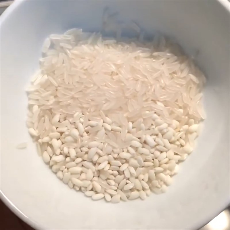 Step 2 Prepare other ingredients for Crab Carrot Porridge