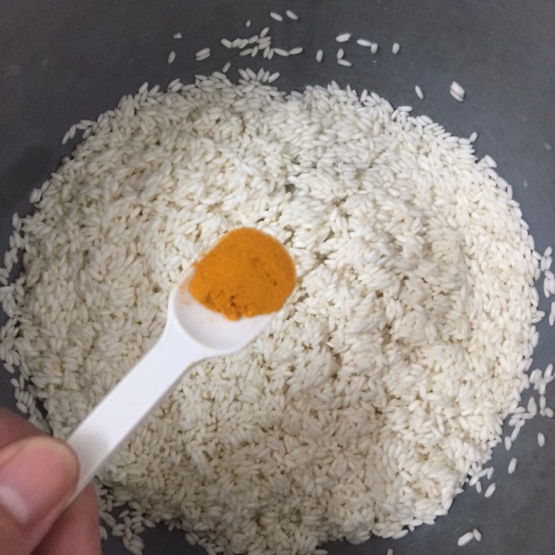 Step 3 Steam the sticky rice Minced meat sticky rice