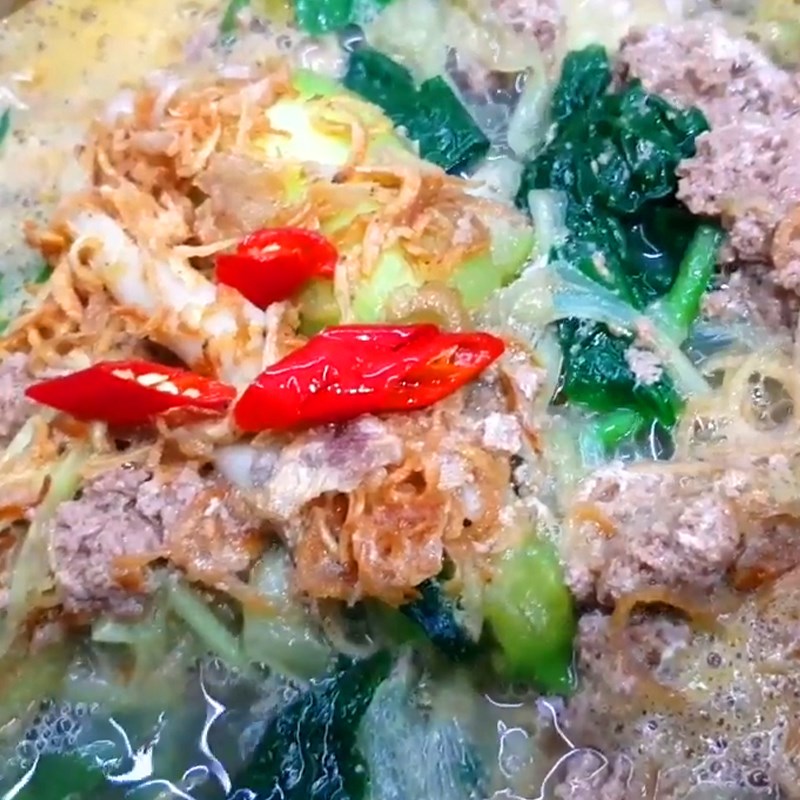 Step 5 Completion Southern Crab Hot Pot with Seafood