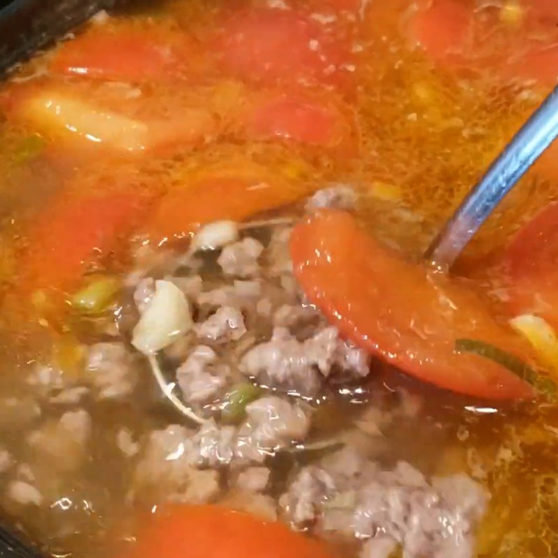 Step 5 Finish Beef noodle with tomatoes