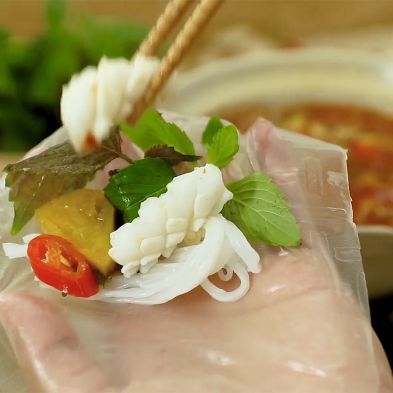 Step 4 Completion Sour and Spicy Squid Hotpot