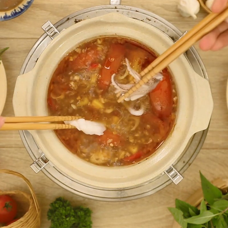 Step 4 Completion Sour and Spicy Squid Hotpot